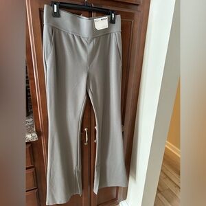 STYLUS Mushroom Slim Bootcut Pants with slash pockets